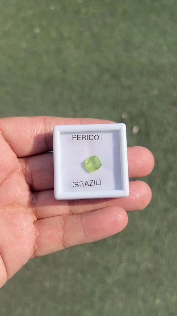 Peridot · Loose Stone — original BH Special Rings photograph